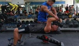 郑州健身爆料事件视频,真相与争议交织的健身圈风波