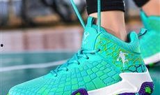 篮球鞋新品爆料视频播放